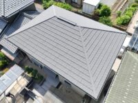 「 デクラ屋根システムセネター・エコル」いなべ市大安町中央が丘I様　屋根カバー工法・3年アフター点検