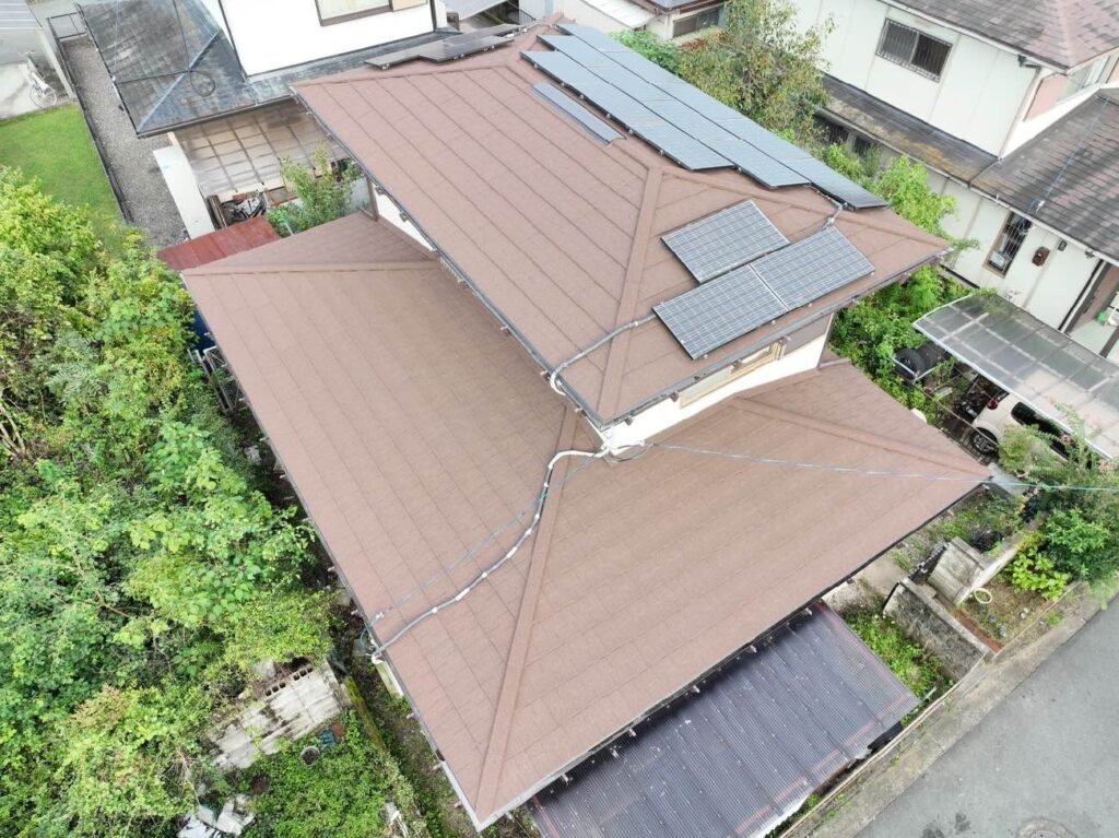 『屋根改修工事・デクラ屋根システムセネター　ティーク』津市豊が丘　S様